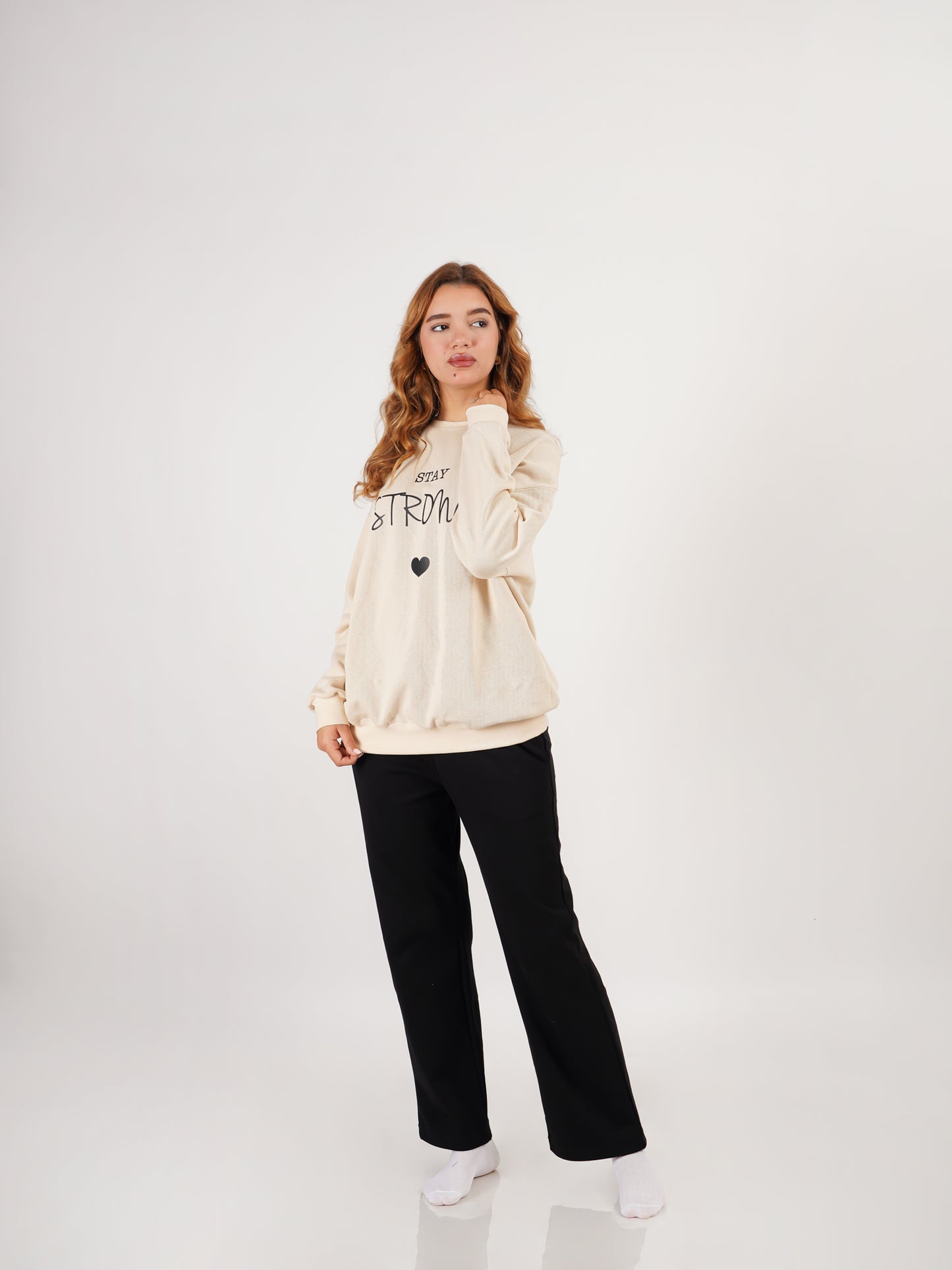 Ensemble “Stay Strong” – Beige & Noir