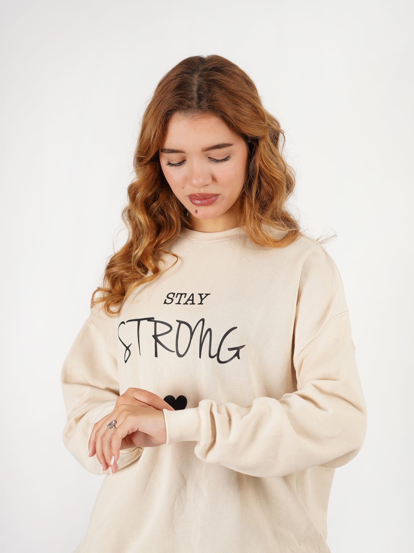 Ensemble “Stay Strong” – Beige & Noir