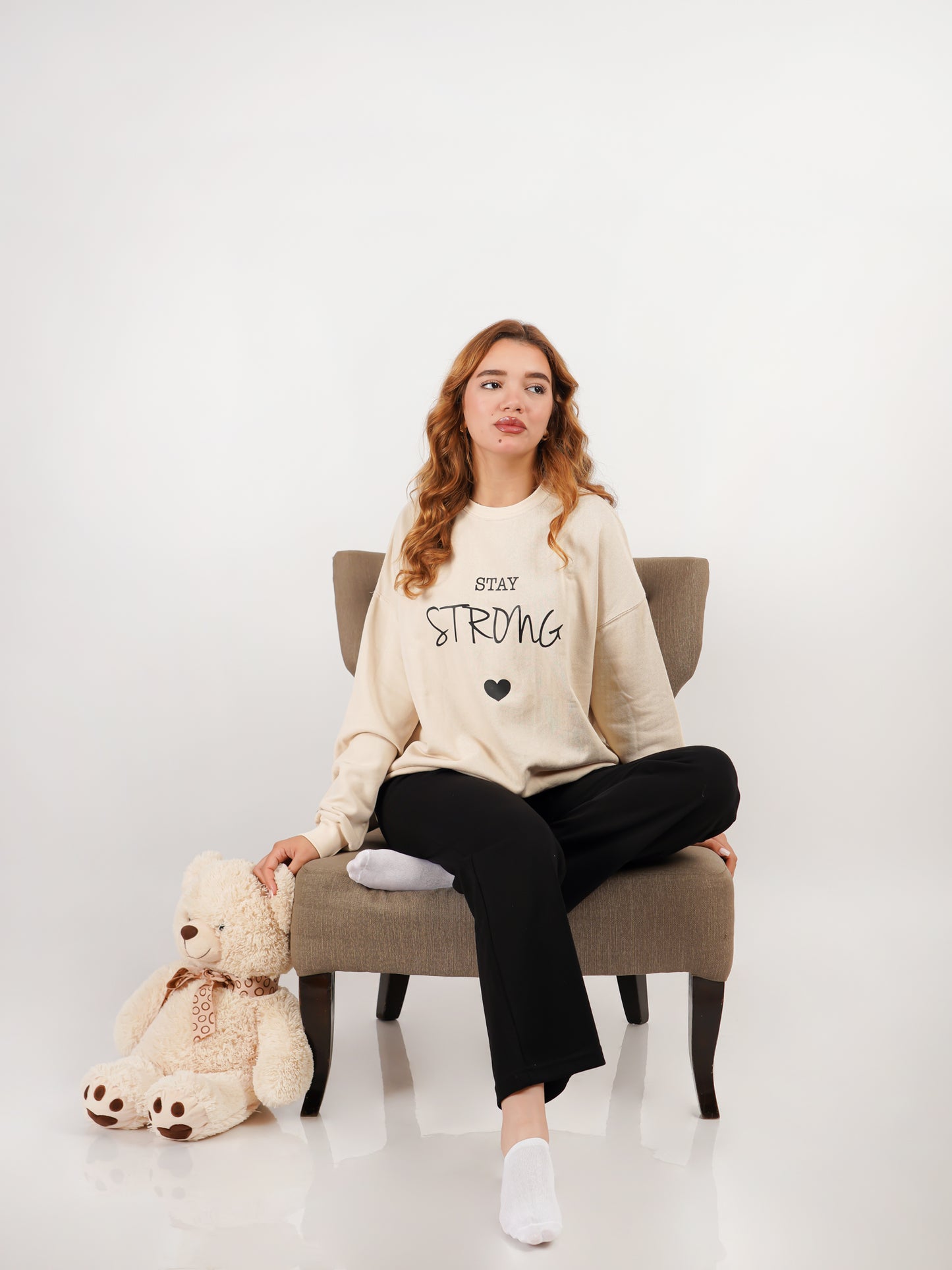Ensemble “Stay Strong” – Beige & Noir